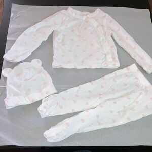 Mighty Goods Top Pants and Hat 3 months